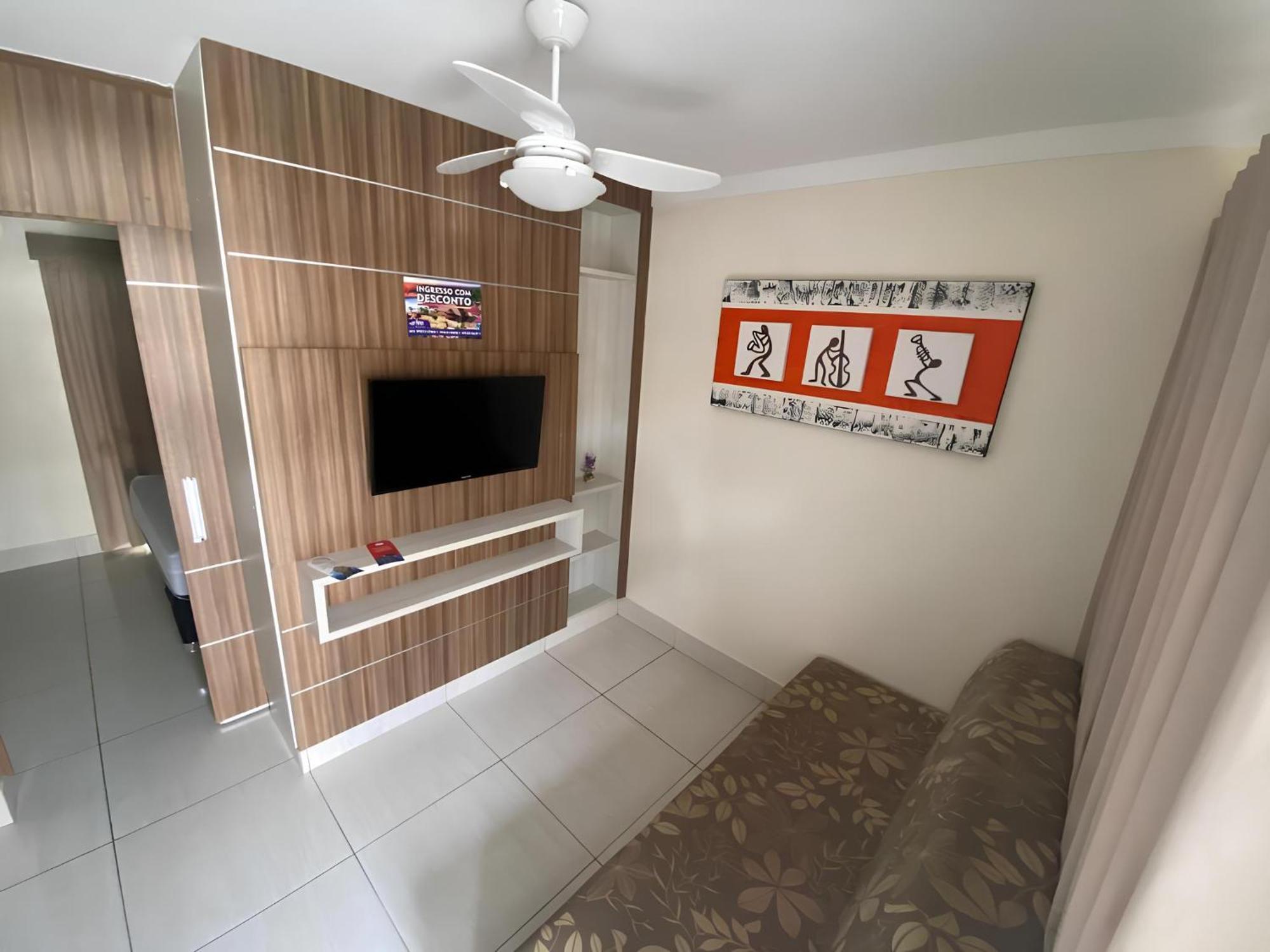 Appartement Diroma Lacqua I II Ii IV V à Caldas Novas Extérieur photo